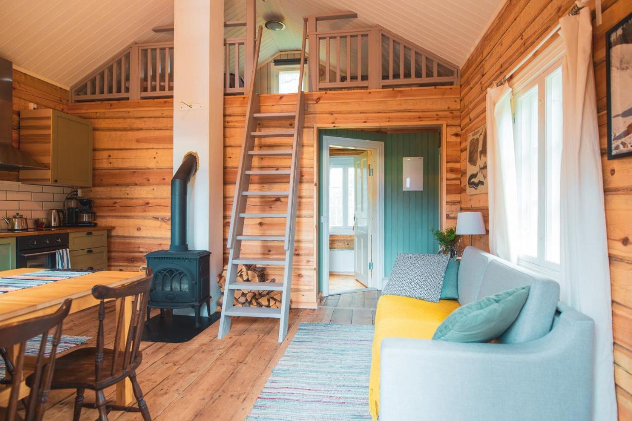 Braennskaer Cottages & Glamping 帕伽斯 外观 照片